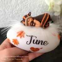 Unique baby gift - personalized night light with baby - squirrel theme - with name