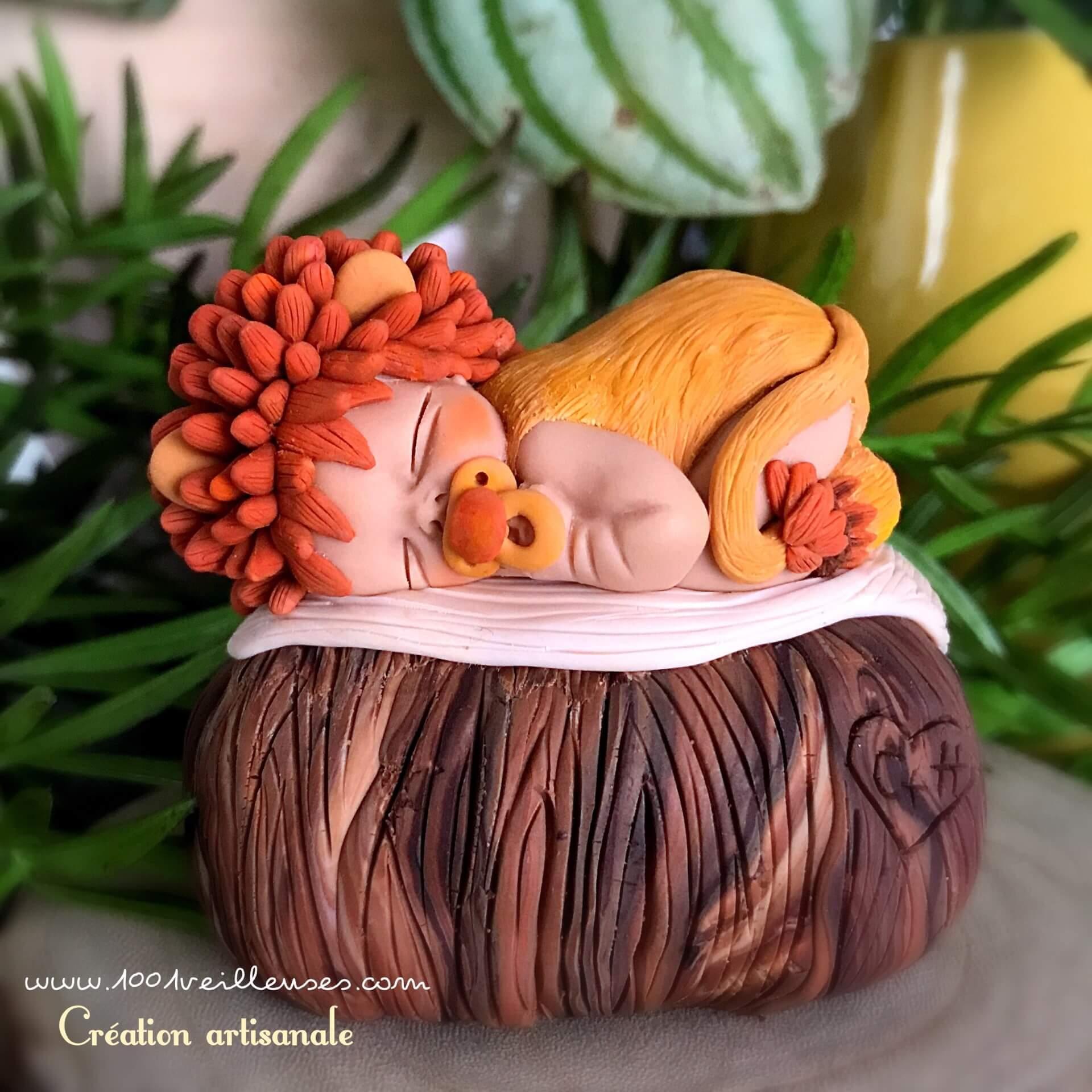 Création artisanale réaliste en fimo polymere, bébé lion