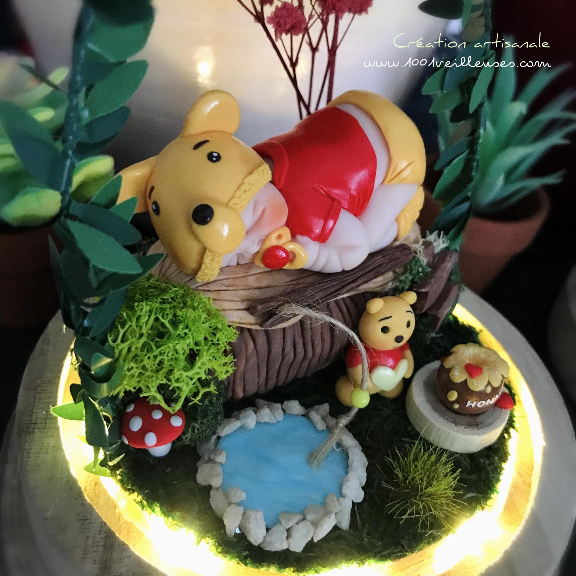 Cadeau naissance garçon - modèle winnie l'ourson - veilleuse - cloche led - avec diorama végétal - création artisanale