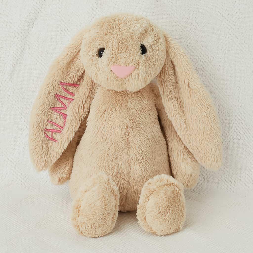 Lapin brode personnalise avec le prenom alba