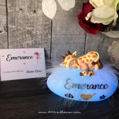 Luz nocturna en forma de guijarro para niña con jirafa y su mensaje personalizado, regalo para el baby shower