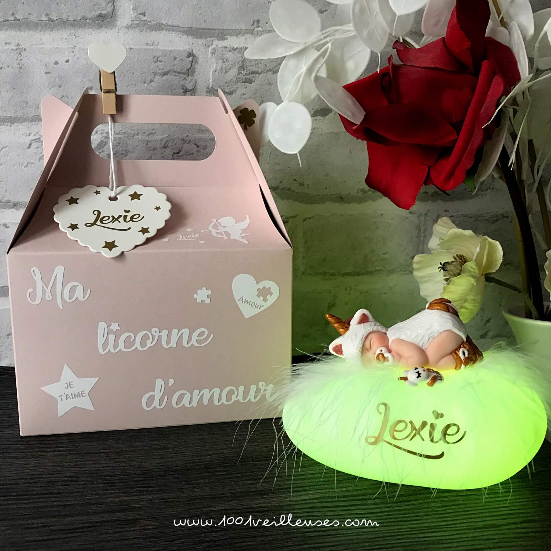Magnifique creation bebe licorne