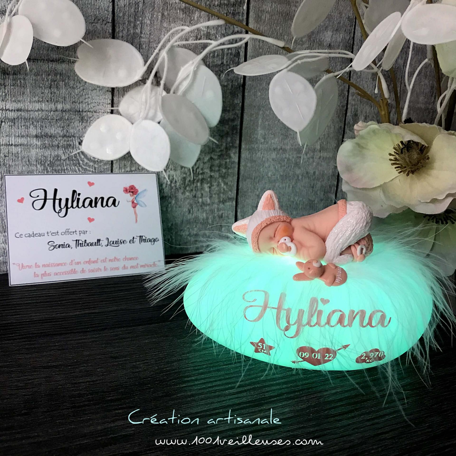 Luminous pebble with baby fimo in the cat theme, personalized with the child's name, along with its personalized message