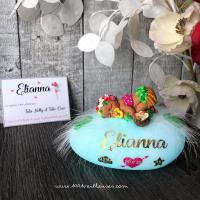 Gorgeous handmade lamp with a baby island theme, accompanied by its personalized note