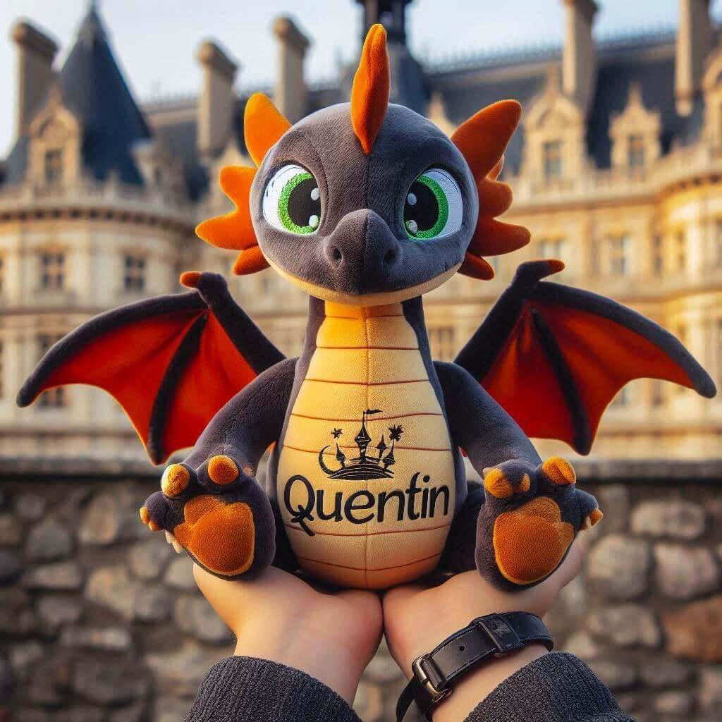 Peluche dragon avec le prenom quentin