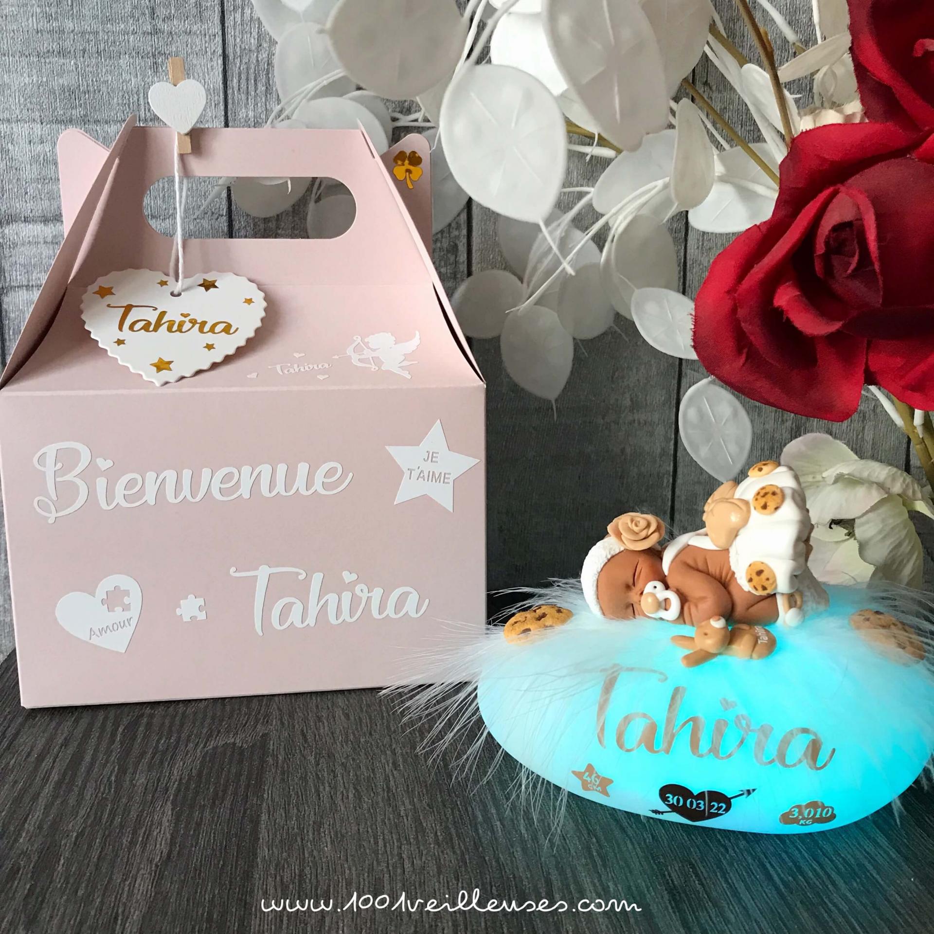 Personalized girl night light with baby's name, ideal gift for birth or baptism, handmade in France
