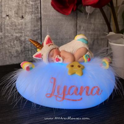 Superbe veilleuse artisanale theme licorne a personnaliser