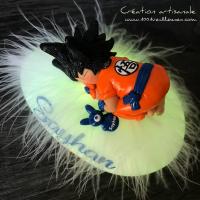 Luz nocturna personalizada para bebé - Luz nocturna con temática de Dragon Ball Z con peluche de Goku - Recuerdo para niños