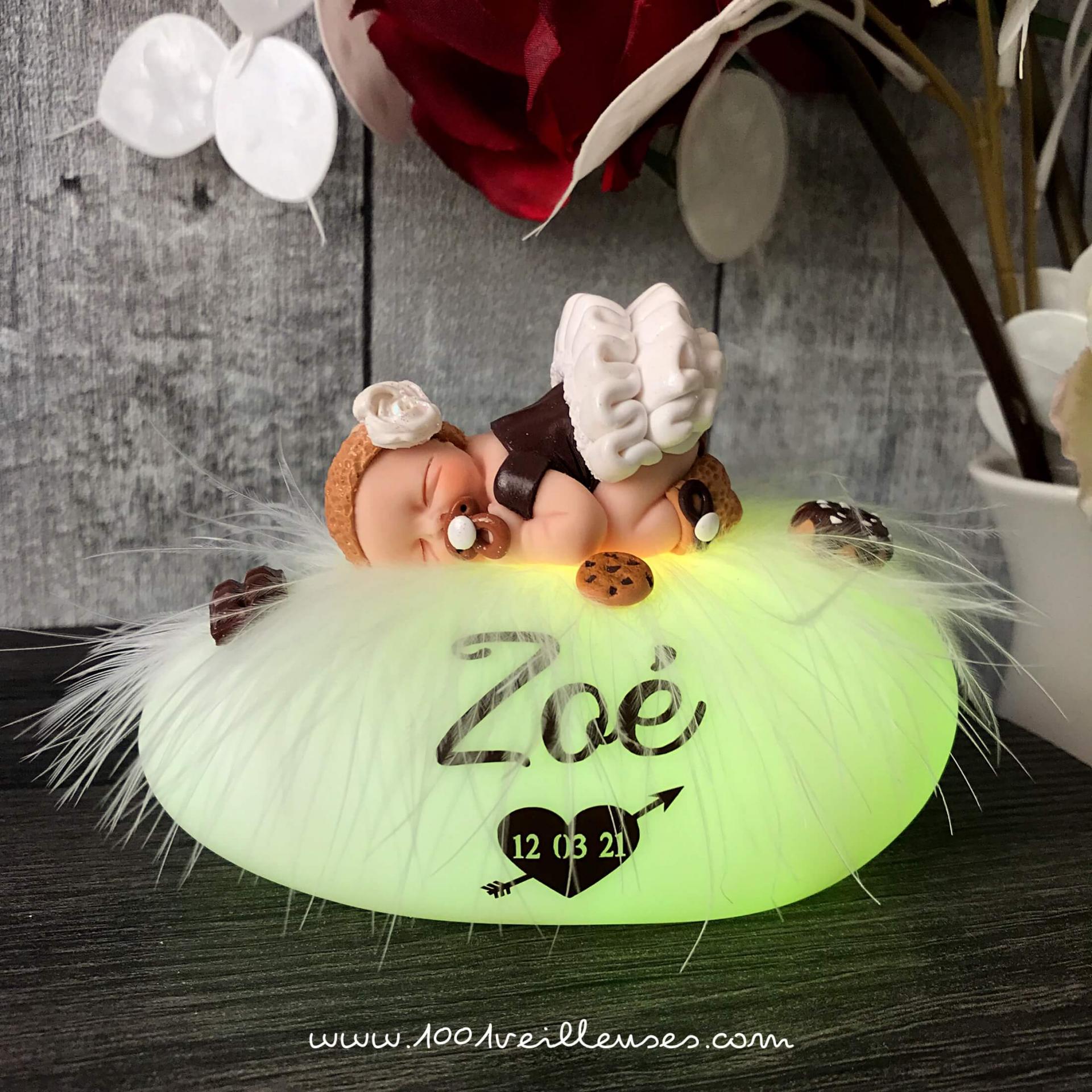 Beautiful handmade creation for baby: personalized night light for a girl with her stuffed animal and her name, birth box included