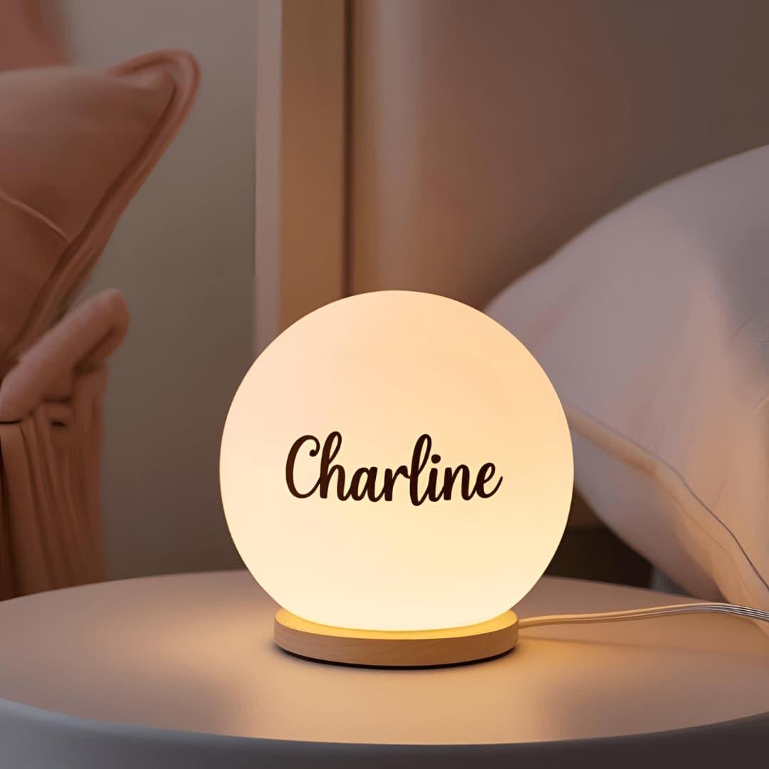 Veilleuse personnalisee avec le prenom charline